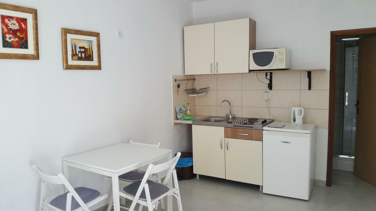 Apartman Paulina ビビニェ エクステリア 写真