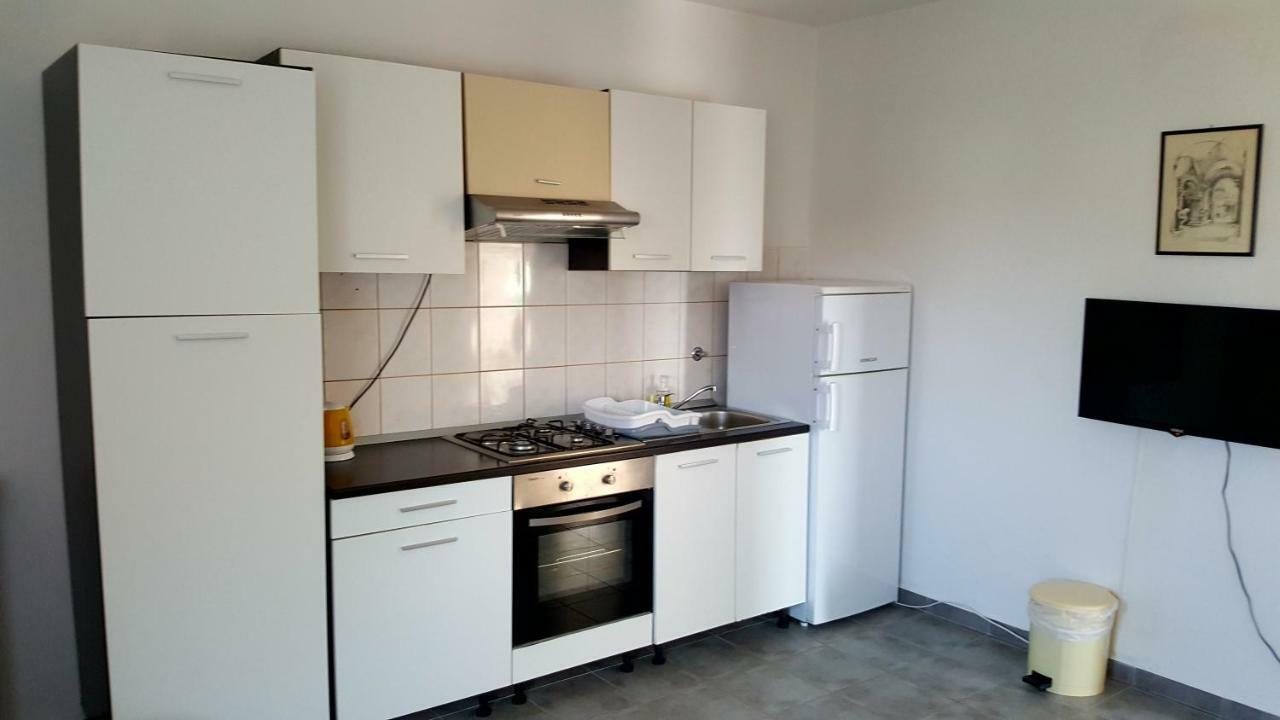 Apartman Paulina ビビニェ エクステリア 写真